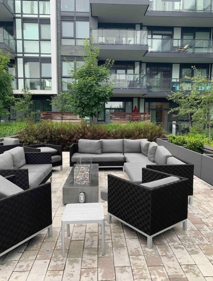 Aquarius 2 Bedroom Condo Friday Harbour Innisfil Екстер'єр фото